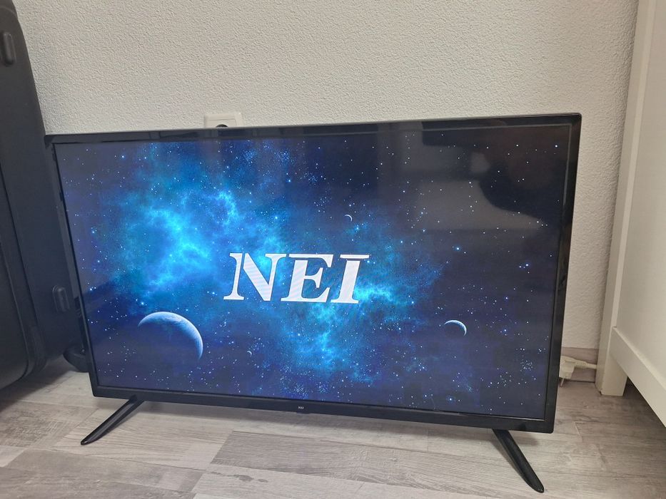 HD LED телевизор 32 инча