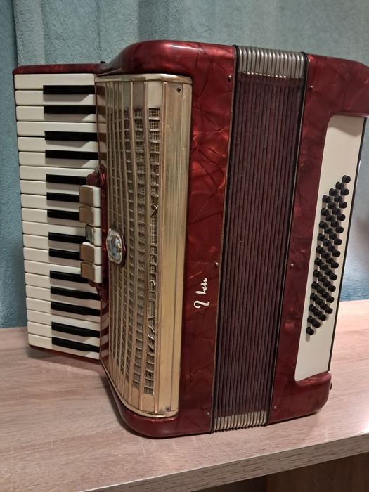 Акордеон антика - Велтмайстер