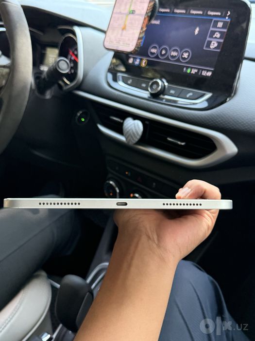 iPad A16 Silver (128gb) WiFi