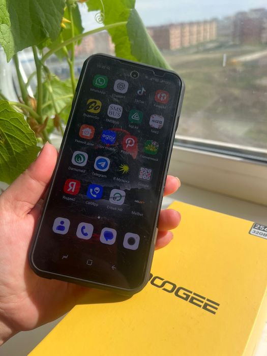 Смартфон DOOGEE V20S 12 ГБ/256 ГБ оранжевый