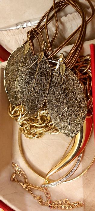 Набор в Форме листьев Серьги и Кулон