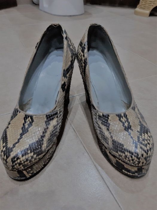Обувки Естествена Змийска Кожа! Висок Ток и Платформа!