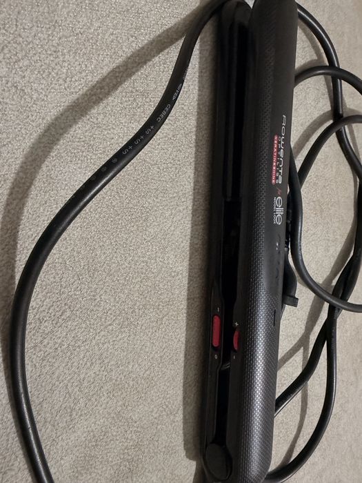 Утюжок для волос Ровента