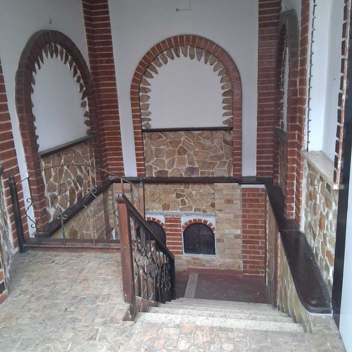 Spațiu comercial demisol – Piata Mica, Aleea Comercială