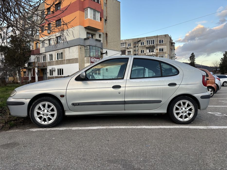 Renault Megane 1.4 16v
