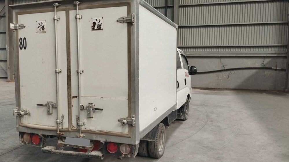 Kia Bongo 3 / 2005 год срочно продается