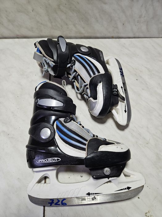 Patine gheata 726 reglabile marime  31-32-33.