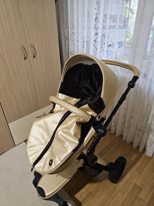 Carut 3 in 1 Mima Xari+scoica si isofix masina