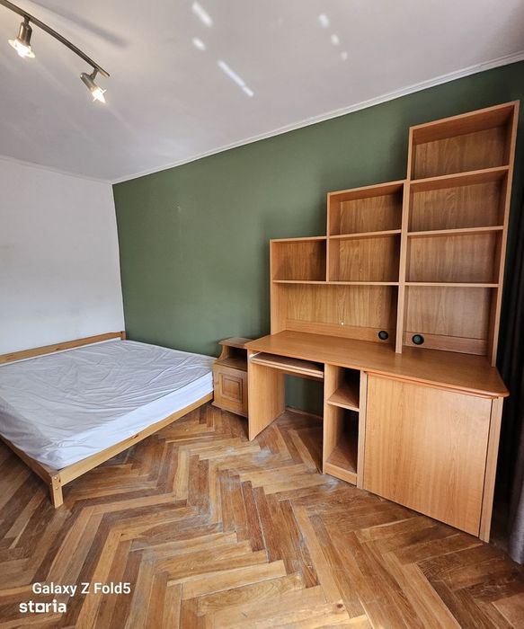 Apartament 2 camere decomandat  Str. Carpați ,