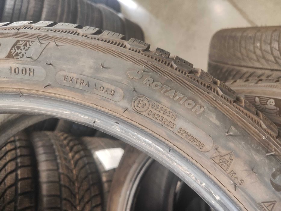4бр.зимни гуми 235/45/20 Michelin
