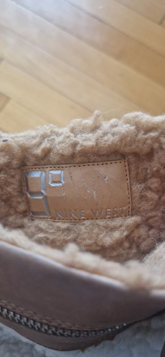 Ботуши с естествена вълна nine west