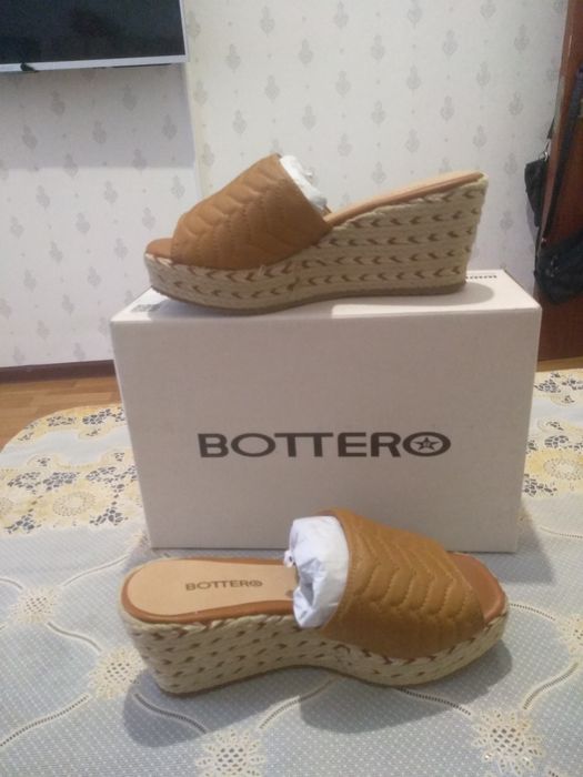 Кожаные босоножки bottero