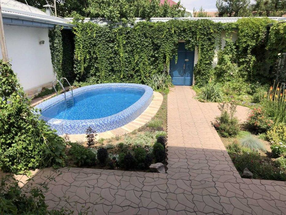 Сдаётся евродом, ориентир метро Буюк ипак йули. ID: 36626