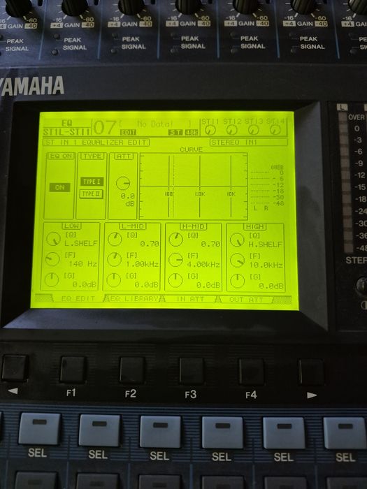 Mixer digital Yamaha O1V96 versiunea 2