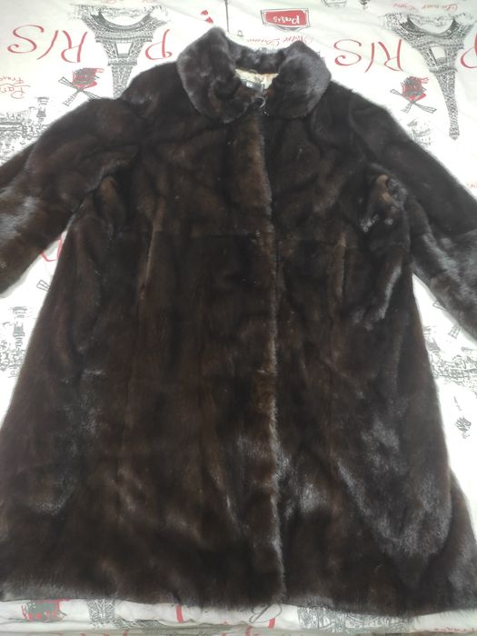 Продаю норковую шубу