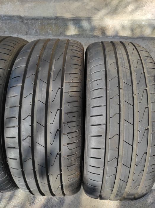 215/45/18 Hankook 4бр