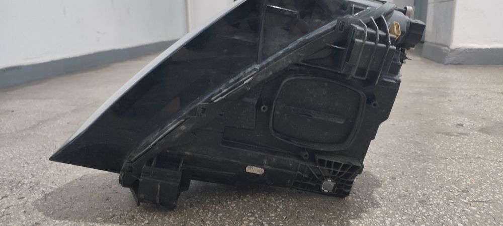 Far stanga Full Led Audi Q2 2022 cod 81A941011
