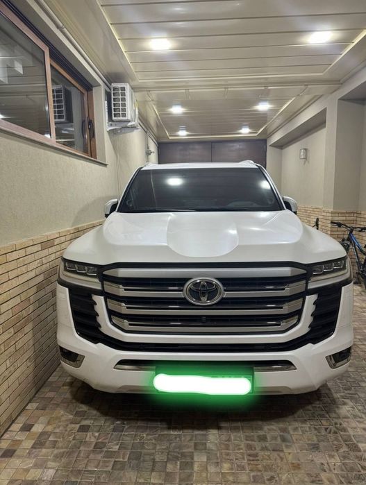 Продажа ленд крузера 300