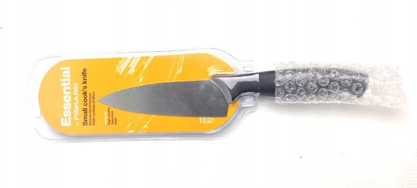 Ножове Fiskars Essential / макетни ножове Fiskars