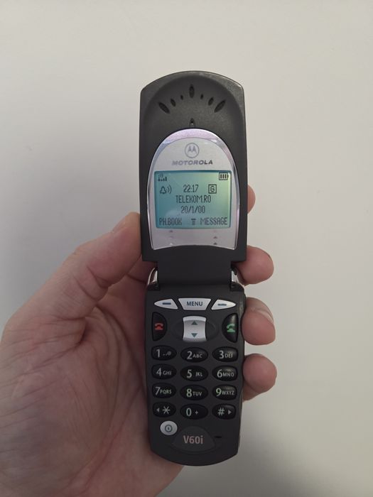 Motorola V60i - telefon de colectie