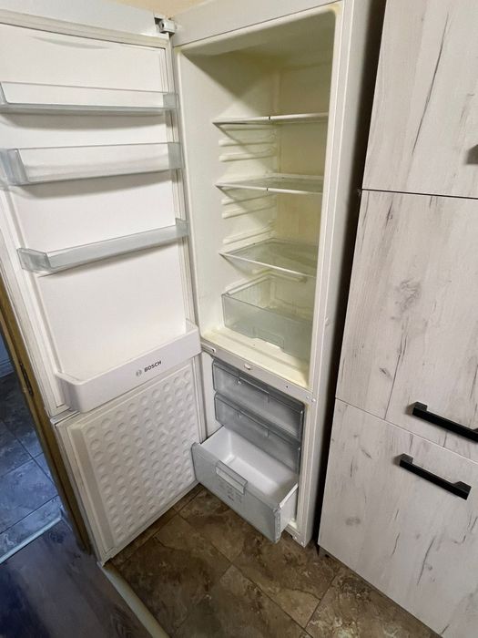 Frigider, combina frigorifica Bosch