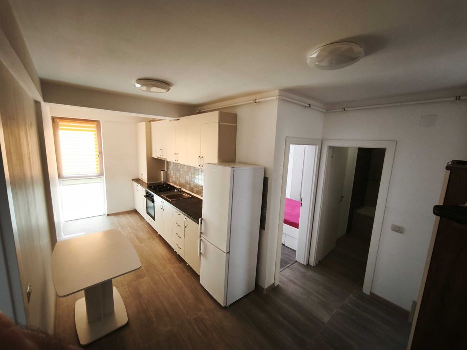 Proprietar vand apartament nou 2 camere Str Mures