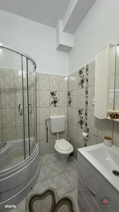 Casă modernă, P+E, 5 camere, 3 băi, teren 3.200 mp, zona Salina Turda
