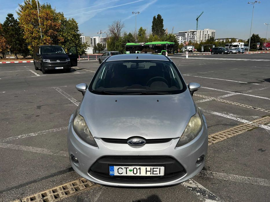 FORD Fiesta 2010 — imagine 2