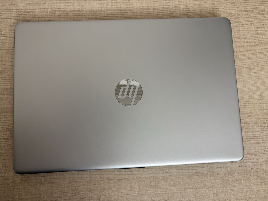 Ноутбук HP Laptop-15s