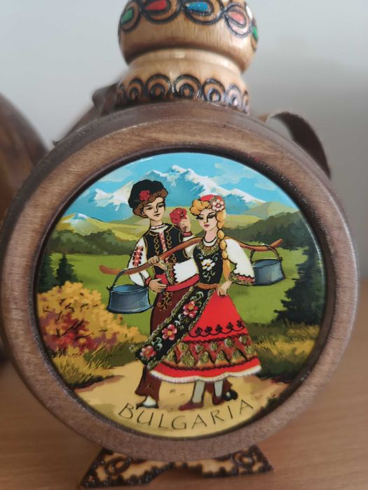 Гравирани дървени бъклици