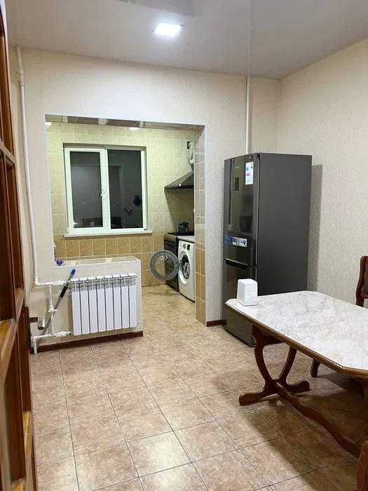 СРОЧНО Продается 3 комнатная 80 м2 КАРАСУ 6 с двумя балконами 3/6/9