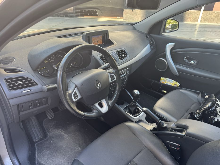 Renault Меган 2012 г Дизел