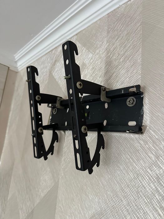 Кронштейн для телевизоров