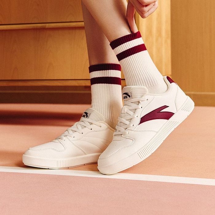 Кроссовки новые Anta