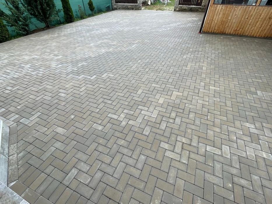 Firmă montare pavaje, dale,borduri