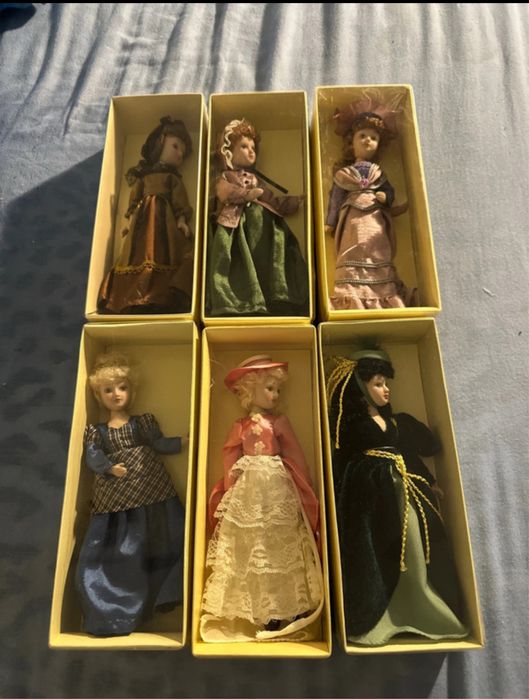 Vand papusi portelan de colectie