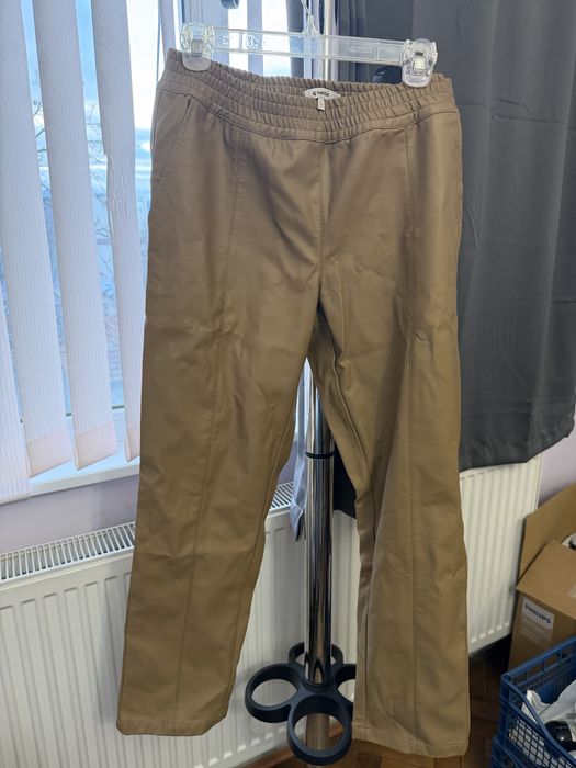 Garcia панталони и пола