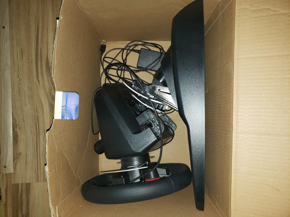 Volan si schimbator logitech