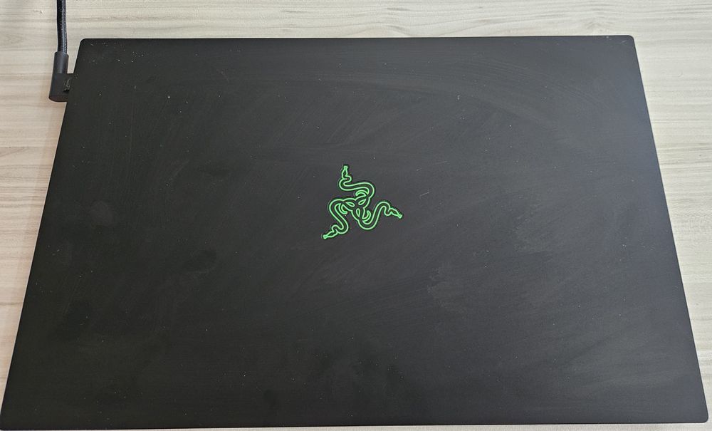 Razer Blade 17 Pro 2021 RTX 3080 16gb 4k 120hz