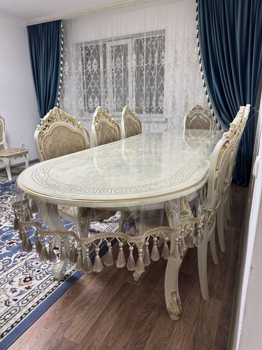 Продам стол со стульями