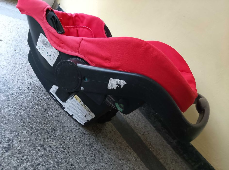 Детска седалка/кошница за автомобил