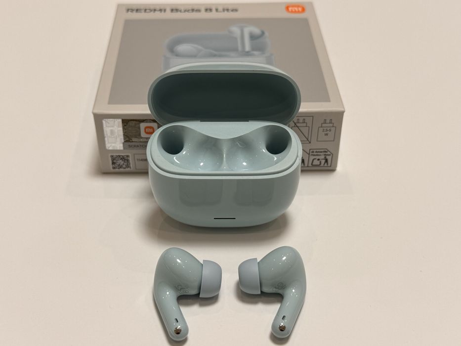 Xiaomi Redmi Buds 8 Lite light blue