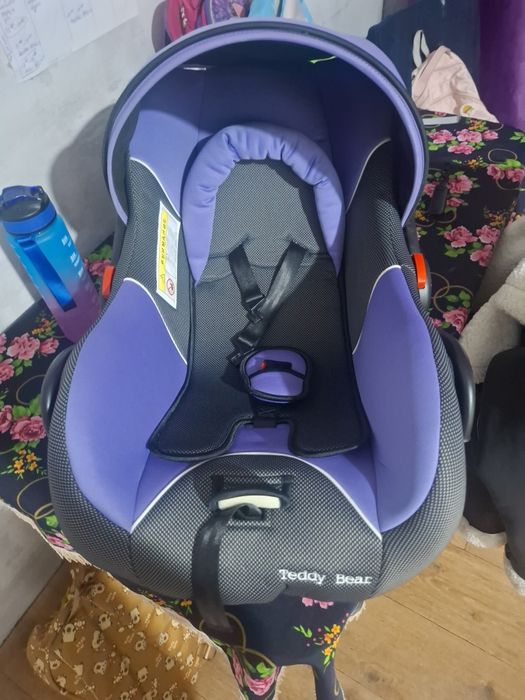 Автокресло 18000