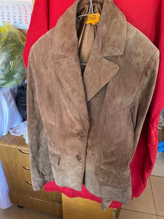 Îmbrăcăminte de piele