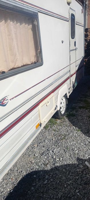 Продавам каравана