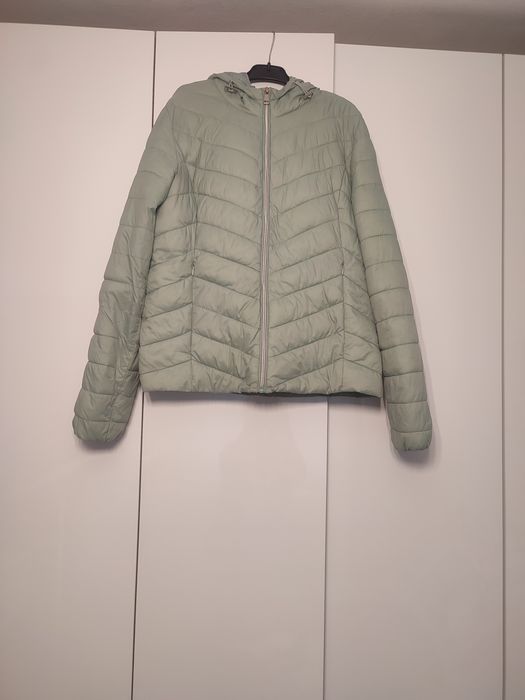 Geacă Stradivarius mărimea L