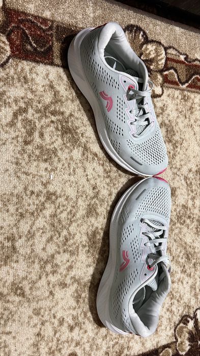 Маратонки Crivit номер 38