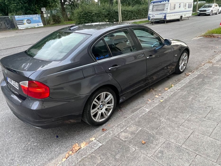 Vând schimb BMW e90