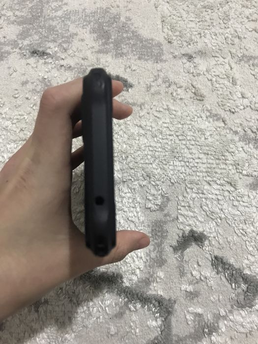 Продам смартфон KHAN J8