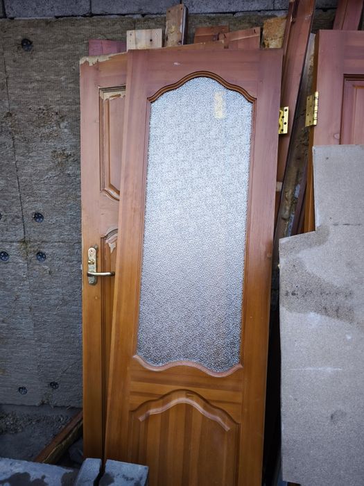 Деревянные двери